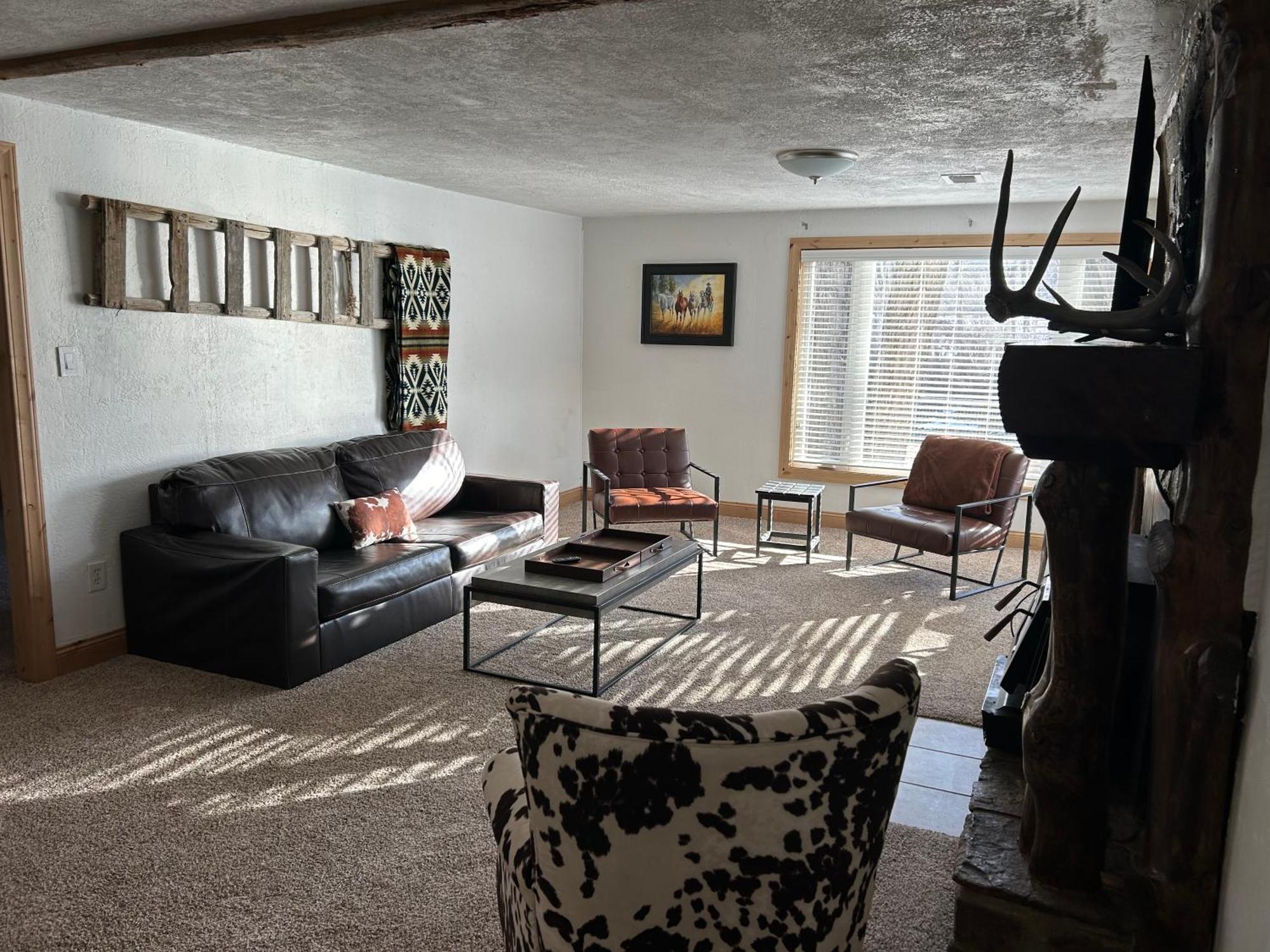 Chinook Winds Lodge