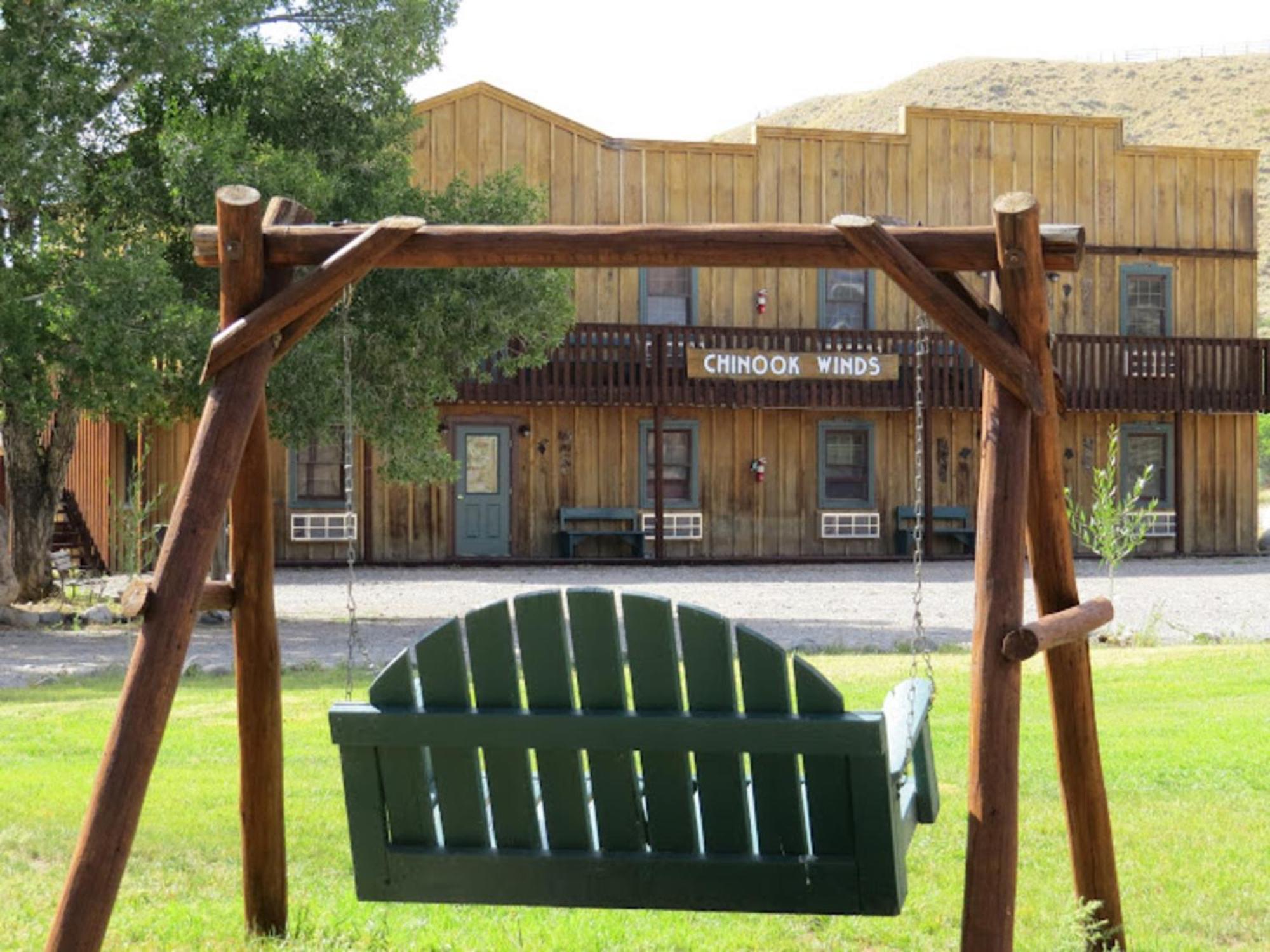 Chinook Winds Lodge